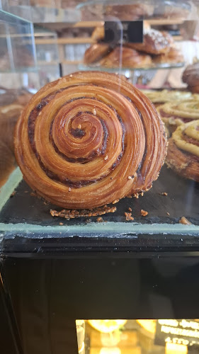 Budapest, Hold u. 3, 1054