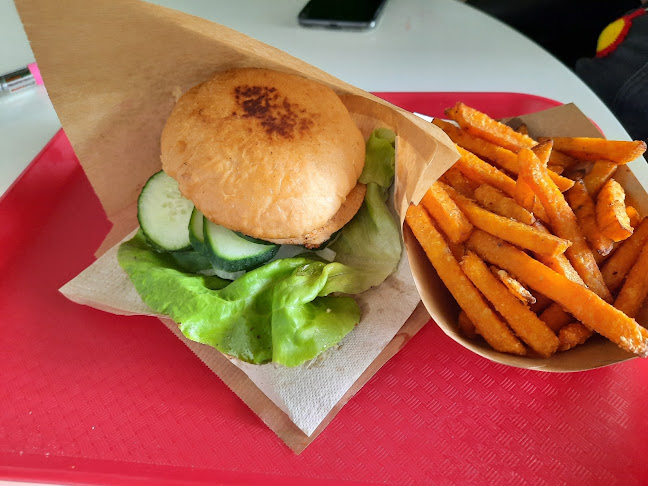 Balatonfüred, Zákonyi Ferenc u. 5, 8230