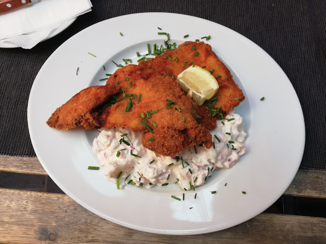 EXTRA Budapest - Brunch Bar Club