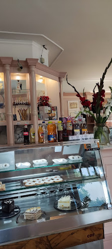 Kecskemét, Szabadság tér 1/2, 6000