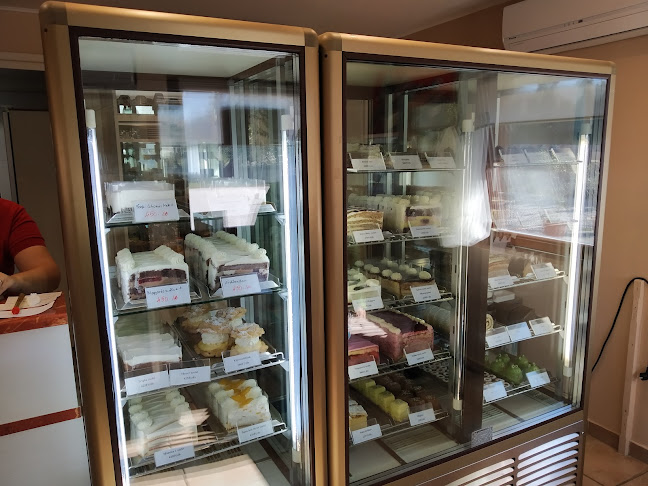 Mayer Cake Cukrászda - Vendéglátás