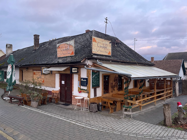 Görbe Tök Falatozó és Kiskocsma - Ságvár
