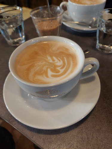 Kisülés Kávéműhely