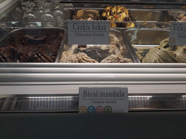 Opinii despre Mozaiq Cafe în Pécs - Vendéglátás