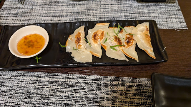 Comentarii opinii despre Ennmann Japán Étterem