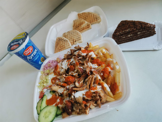 Kecskemét Talfája u. 1 Tesco főbejárat, 6000