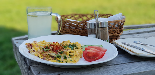 Nagyi Kertje Étterem és Teaház