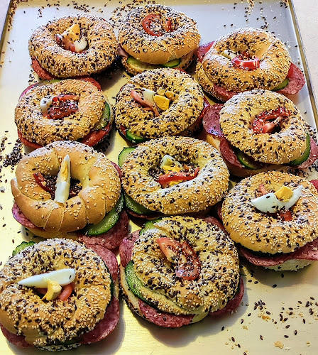 Comentarii opinii despre Princz Pékség (Földvár Pékség)