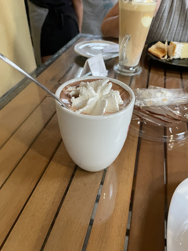 Opinii despre Sarokház Cukrászda în Poroszló - Vendéglátás