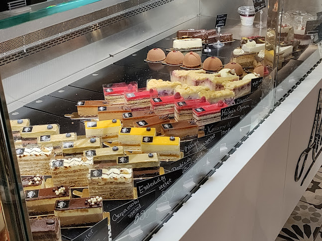 F098, Allee Bevásárlóközpont, Budapest, Október huszonharmadika u. 8-10-I. emelet, 1117