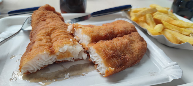 Halas Karcsi Büféje ( Best fish place at Balaton)