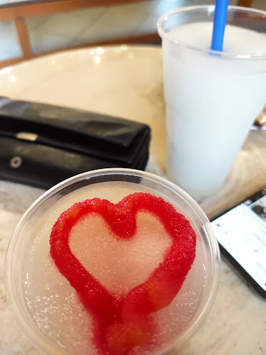 Opinii despre Palánk Cukrászda în Szeged - Vendéglátás