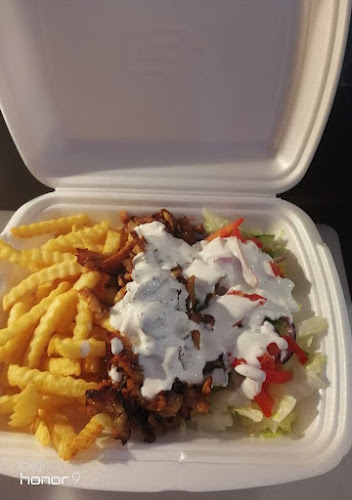 Dallas söröző - Vendéglátás