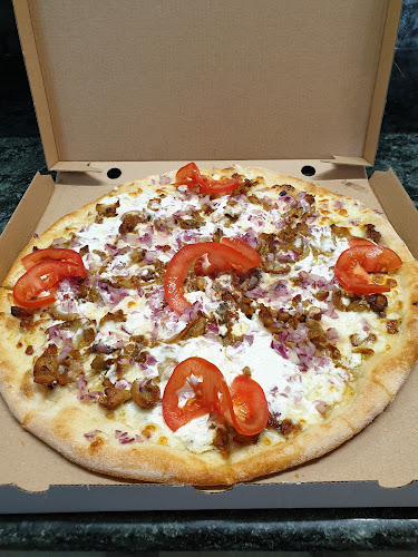 Opinii despre Pizza Divino în Karcag - Vendéglátás