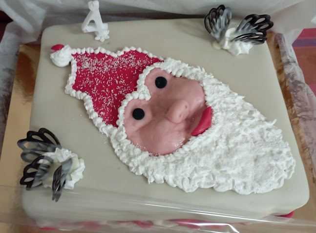 Opinii despre Főnix Cukrászda - Maróti Cukrászat în Szeged - Vendéglátás