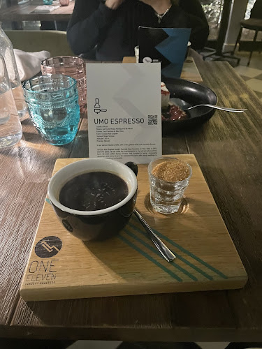 Opinii despre UMO Restaurant în Budapest - Vendéglátás