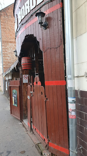 Comentarii opinii despre Kishordó Borozó