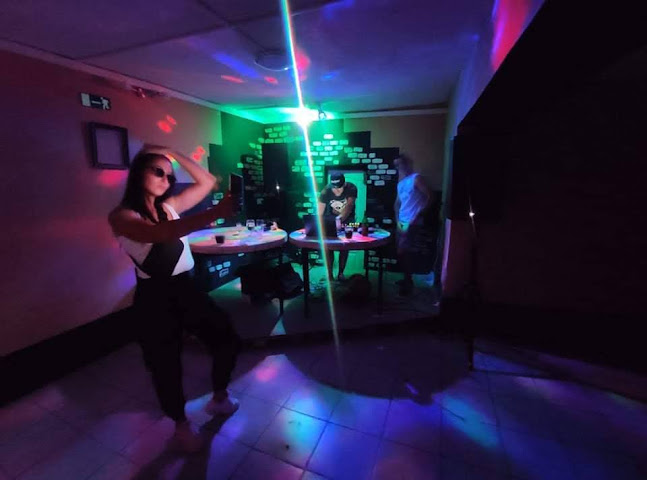 Comentarii opinii despre Random Bár