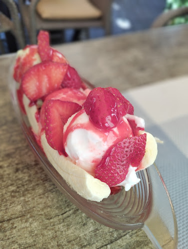 Lila Fagyizó - Vendéglátás