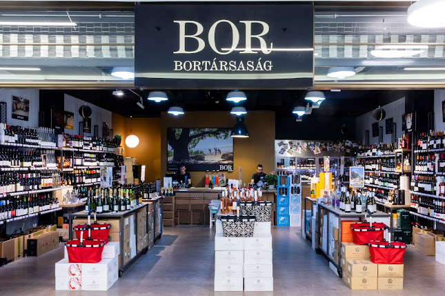 Opinii despre Bortársaság - MOM Park în Budapest - Vendéglátás