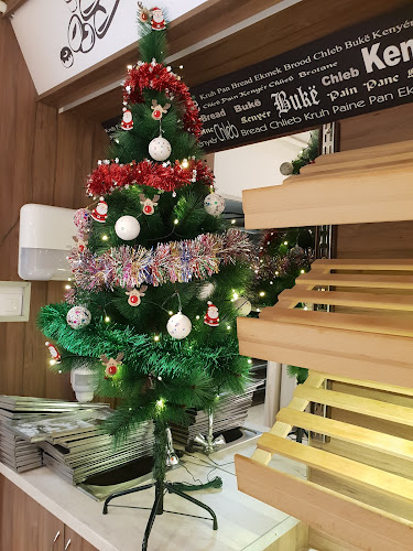 Likaj Albán Pékség - Vendéglátás