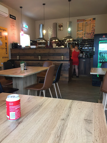 Comentarii opinii despre Deszka gyros&streetfood