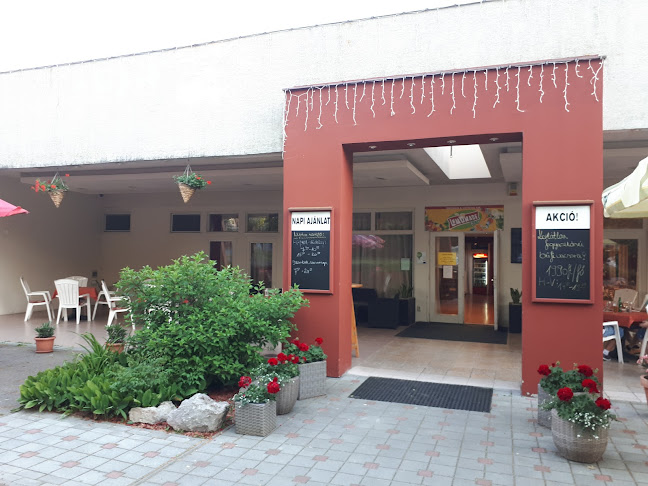 Dombóvár, Tó u. 3, 7200