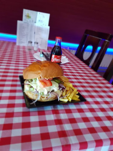 Retró Étterem & Rendezvényház - Vendéglátás