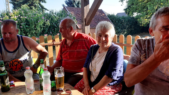 Mi-Ti-Szó - Vendéglátás