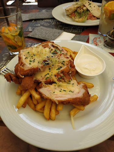 Opinii despre Puskás Söröző és Étterem în Sopron - Vendéglátás