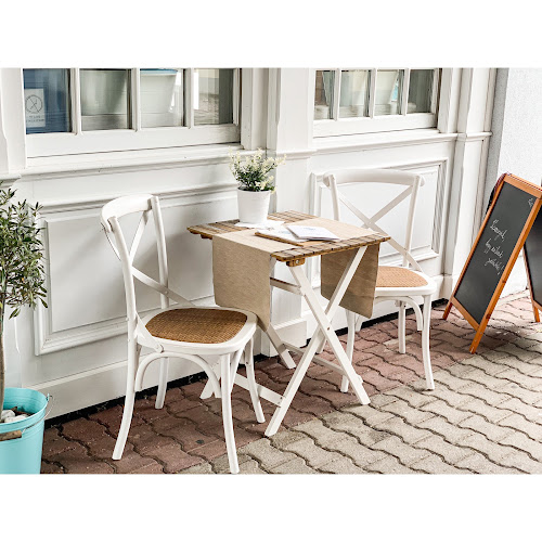 Balatonalmádi, Dr. Óvári Ferenc u. 72, 8220