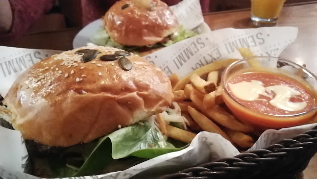 Budapest, Bartók Béla út 62-64, 1114