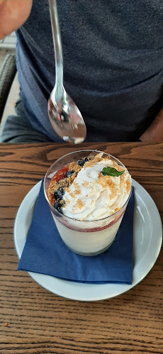 Nuts Grill&Wine - Heves