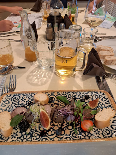 VADVIRÁG ÉTTEREM RESTAURANT - Vendéglátás