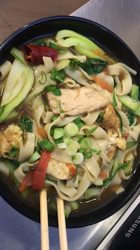 Comentarii opinii despre Arany Ősz kínai gyorsétterem