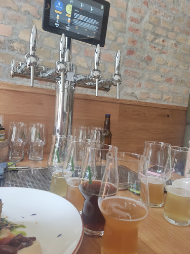 Győr, Széchenyi tér 7, 9022