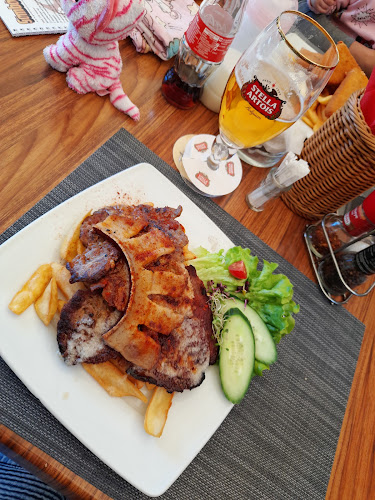 Comentarii opinii despre Gömböc Pizzéria