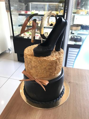 Comentarii opinii despre Anda Cukrászda és Kávézó