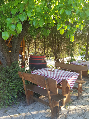 Siófok, Zamárdi utca 10., 8600