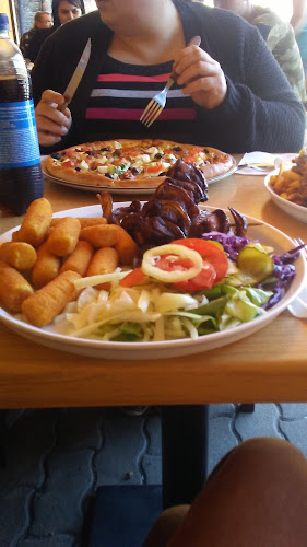 Várkert Söröző & Pizzéria - Vendéglátás