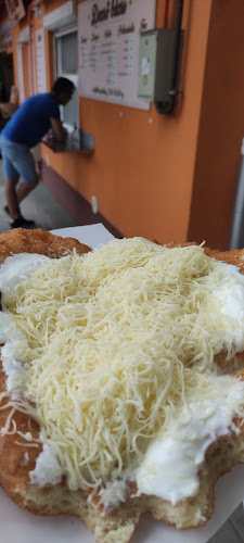 Opinii despre Dezső bácsi - Lángos Palacsinta Kávé Üdítő în Dunaharaszti - Vendéglátás