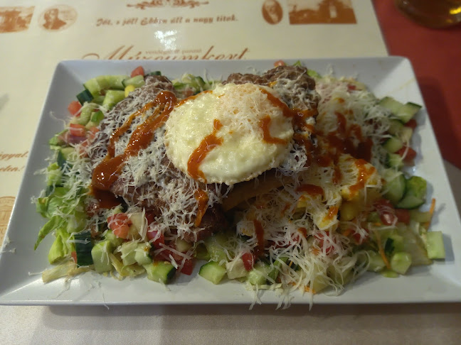 Múzeumkert Vendéglő és Panzió - Vendéglátás