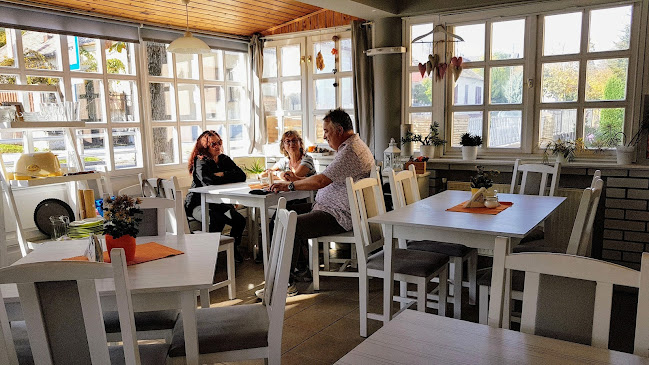 Opinii despre Nagyi Vintage Kuckója în Hévíz - Vendéglátás