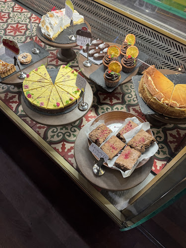 Opinii despre Coyote Coffee & Deli în Budapest - Vendéglátás