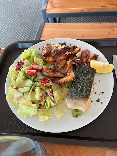 Opinii despre Dokk Büfé în Budaörs - Vendéglátás