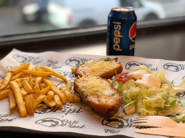 Pesti Pipi Kolosy - Budapest