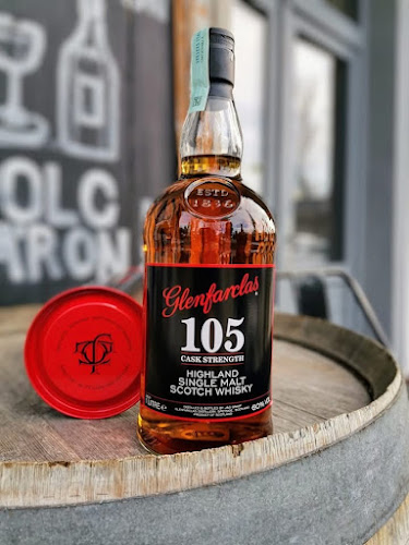 A BOR/the Wine Borszaküzlet, borterasz - Vendéglátás