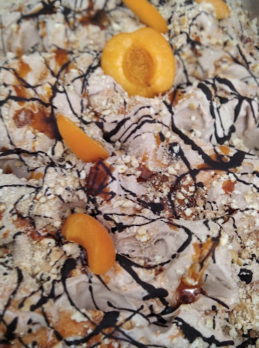 Opinii despre Mazsola fagyizó és gofri műhely în Hajdúböszörmény - Vendéglátás