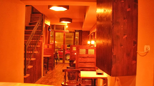 Café Mézes söröző - Vendéglátás