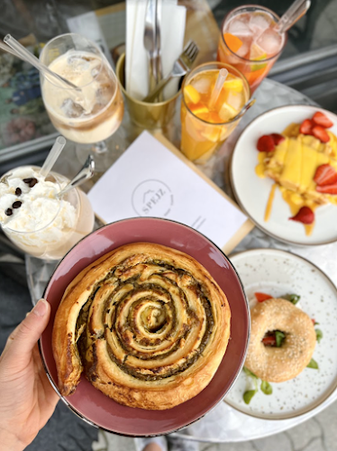 Opinii despre Spejz Bistro Shop Caffe în Budaörs - Vendéglátás